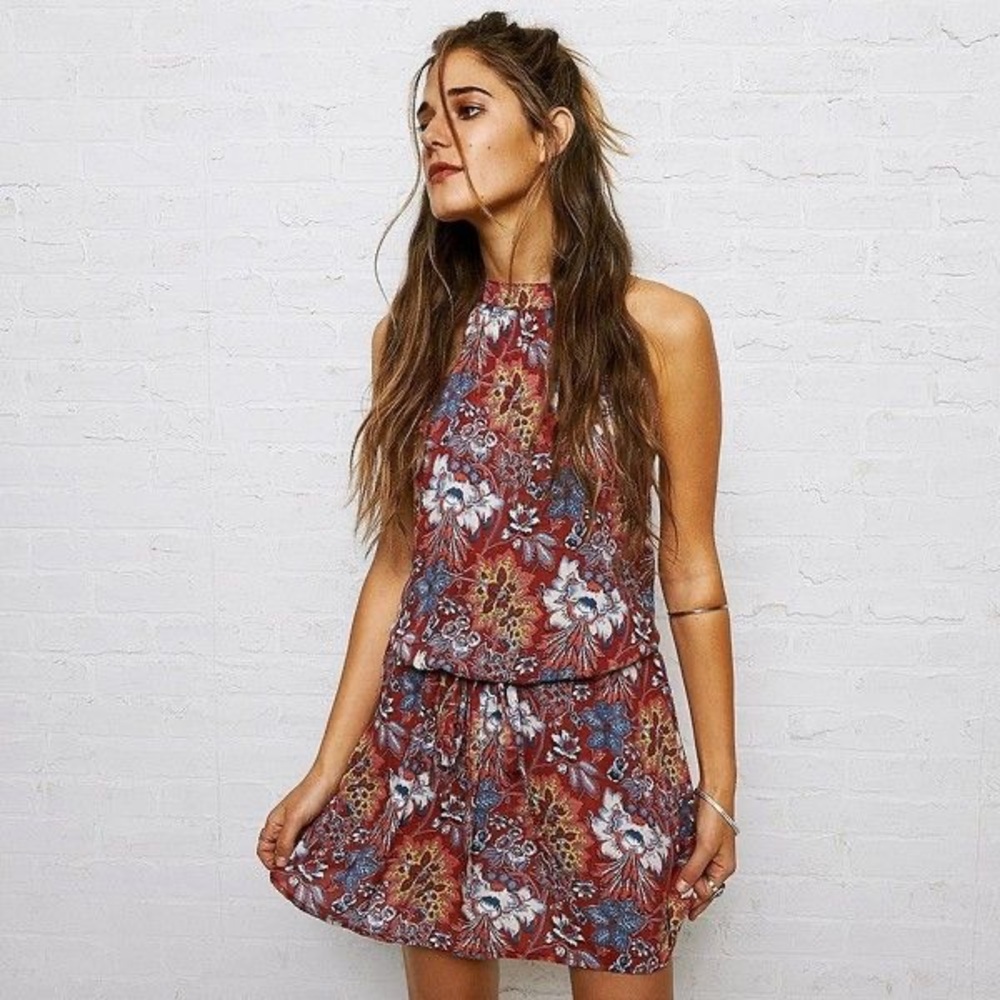halter dress w/ tie @waist. Size:OS